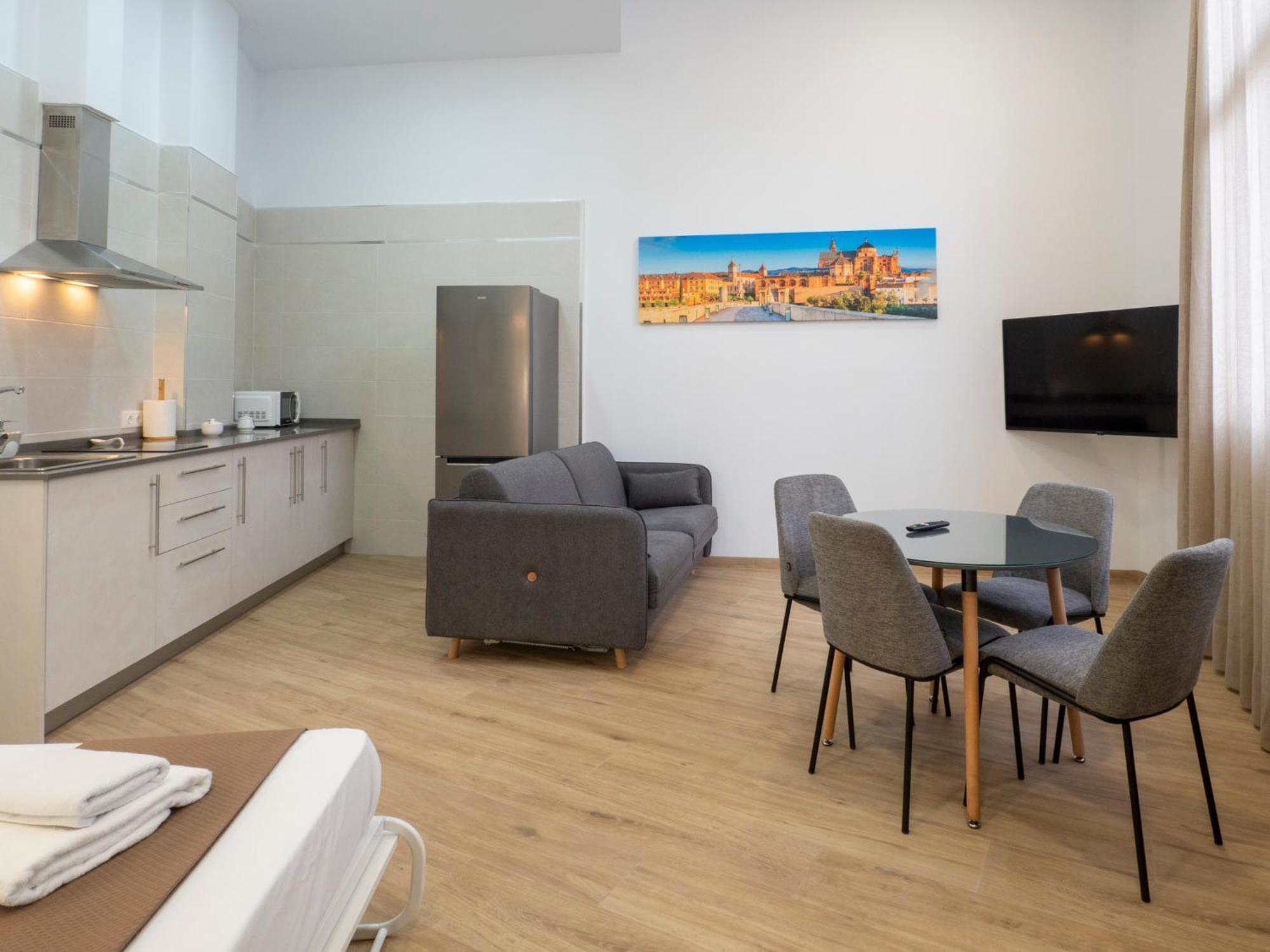 Apartamentos La Fuensanta กอร์โดบา ภายนอก รูปภาพ